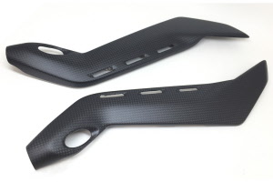 Side body panels